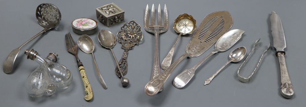 Mixed flatware and other items
